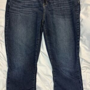 Signature by Levi Strauss Dark Blue Mid Rise Capri Jeans